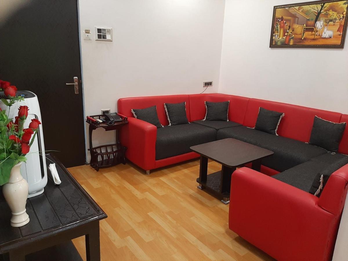 Le Leisure Hotel Allāhābād Junction Buitenkant foto